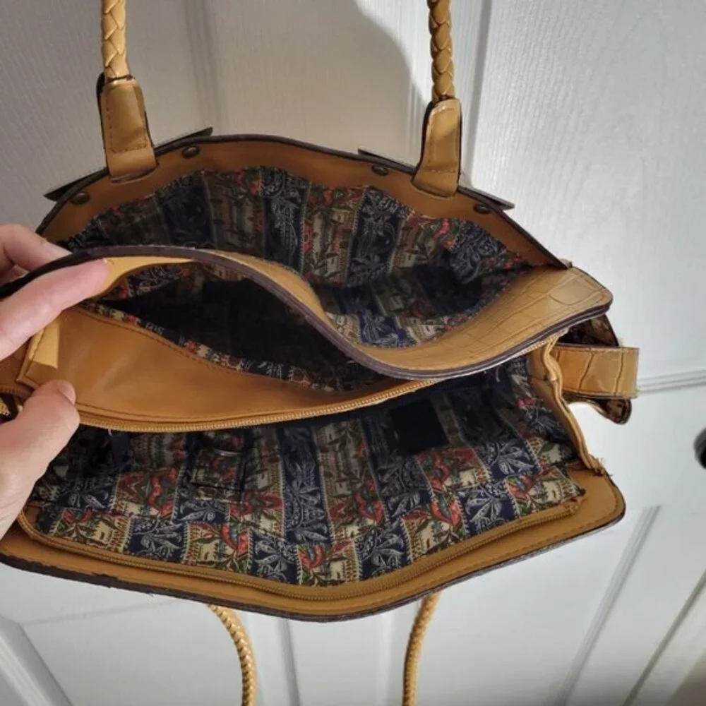 Vintage‎ Bueno-Satchel-Tan